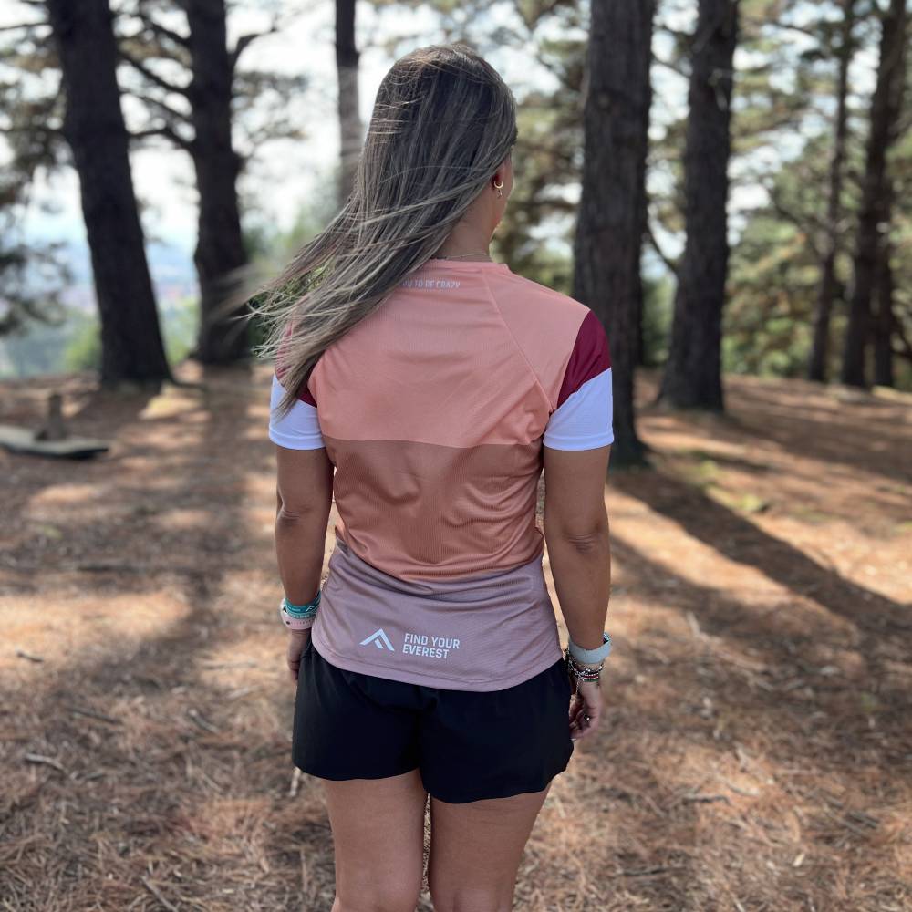 CAMISETA TÉCNICA FIND YOUR EVEREST MUJER - Orange Wines - Imagen 5