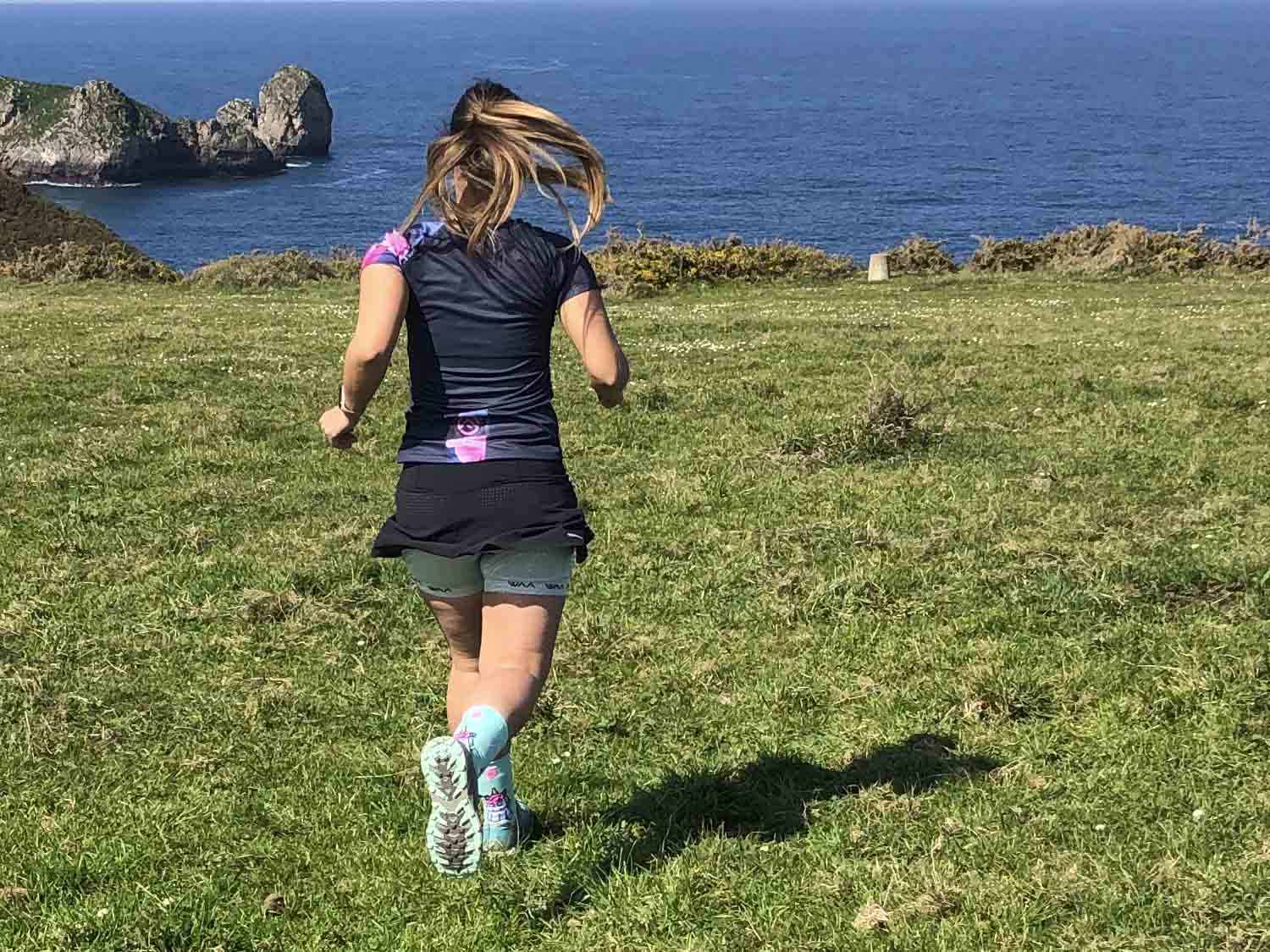 CAMISETA TÉCNICA FIND YOUR EVEREST MUJER - Jungle - Imagen 6