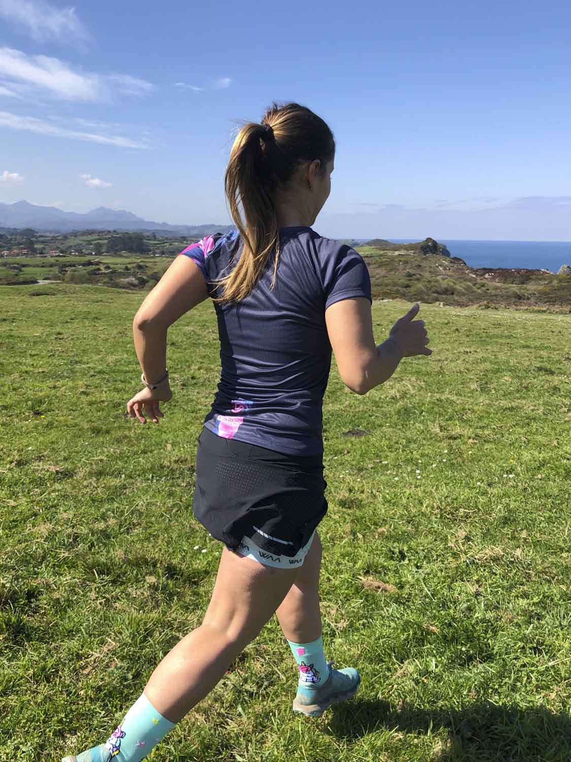 CAMISETA TÉCNICA FIND YOUR EVEREST MUJER - Jungle - Imagen 8