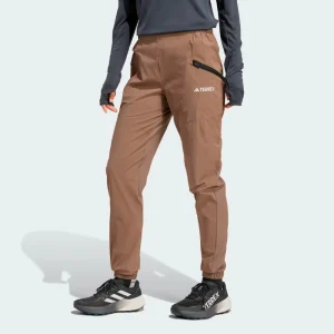 PANTALÓN ADIDAS TERREX XPERIOR LIGHT MUJER - Earth Strata