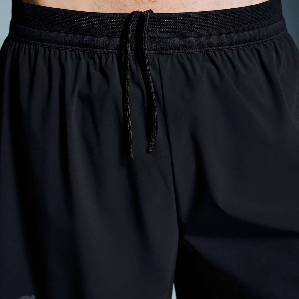 PANTALÓN CORTO ON PERFORMANCE 5″ - Negro - Imagen 7