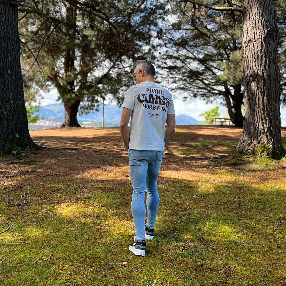 CAMISETA FIND YOUR EVEREST - MORE CARBS MORE FUN - Mangata - Imagen 5