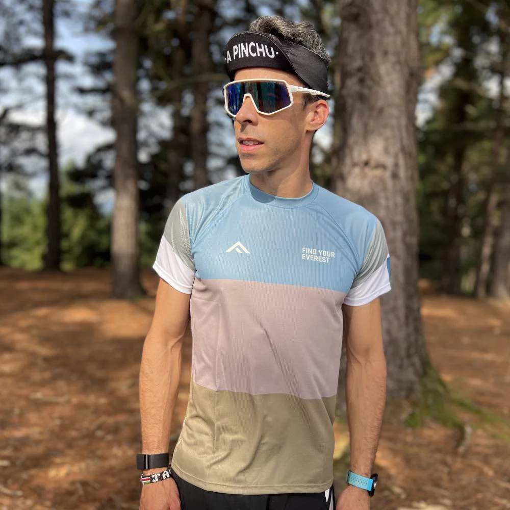 CAMISETA TÉCNICA FIND YOUR EVEREST - Dull Gold - Imagen 2