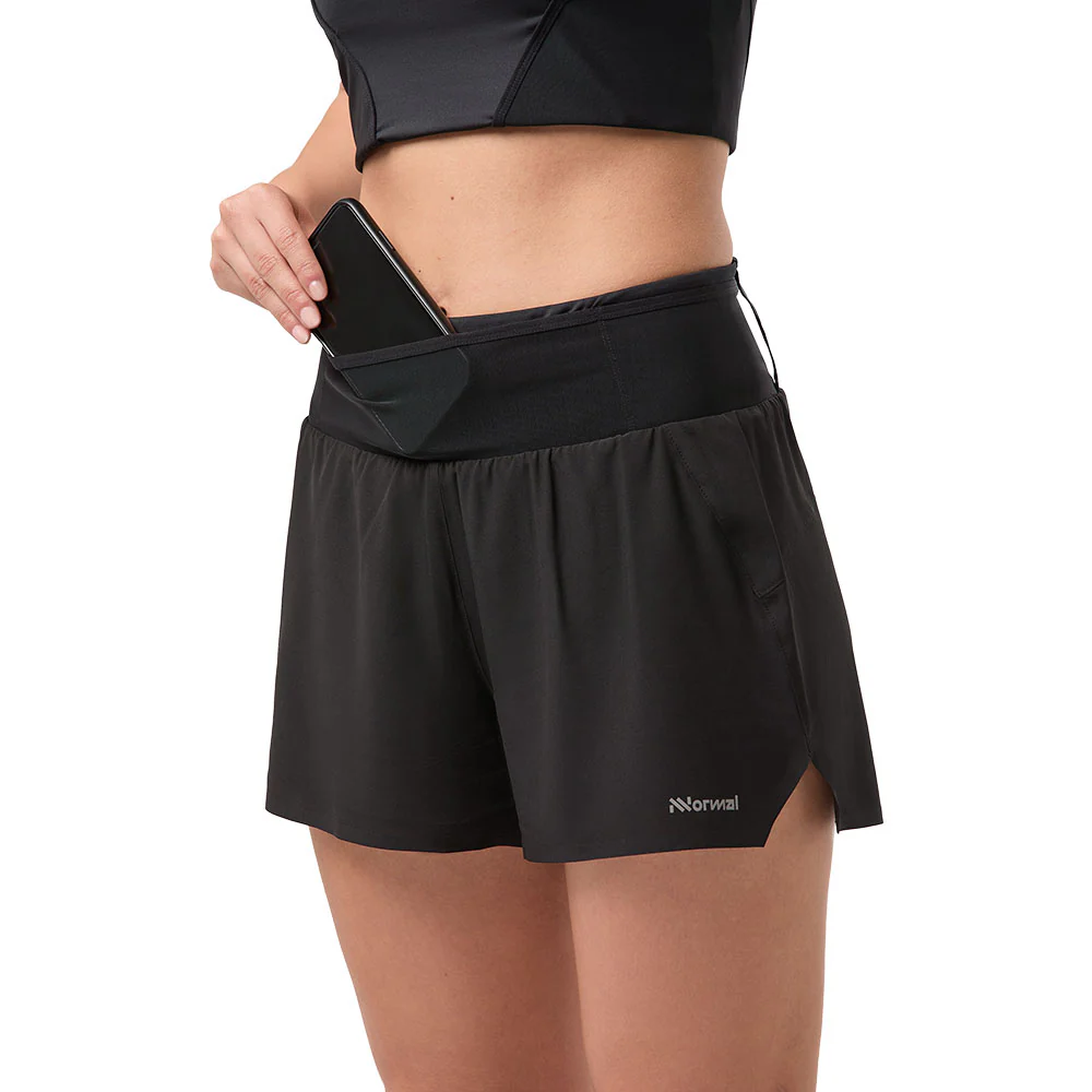 PANTALÓN CORTO NNORMAL RACE MUJER 2024 - Negro - Imagen 3